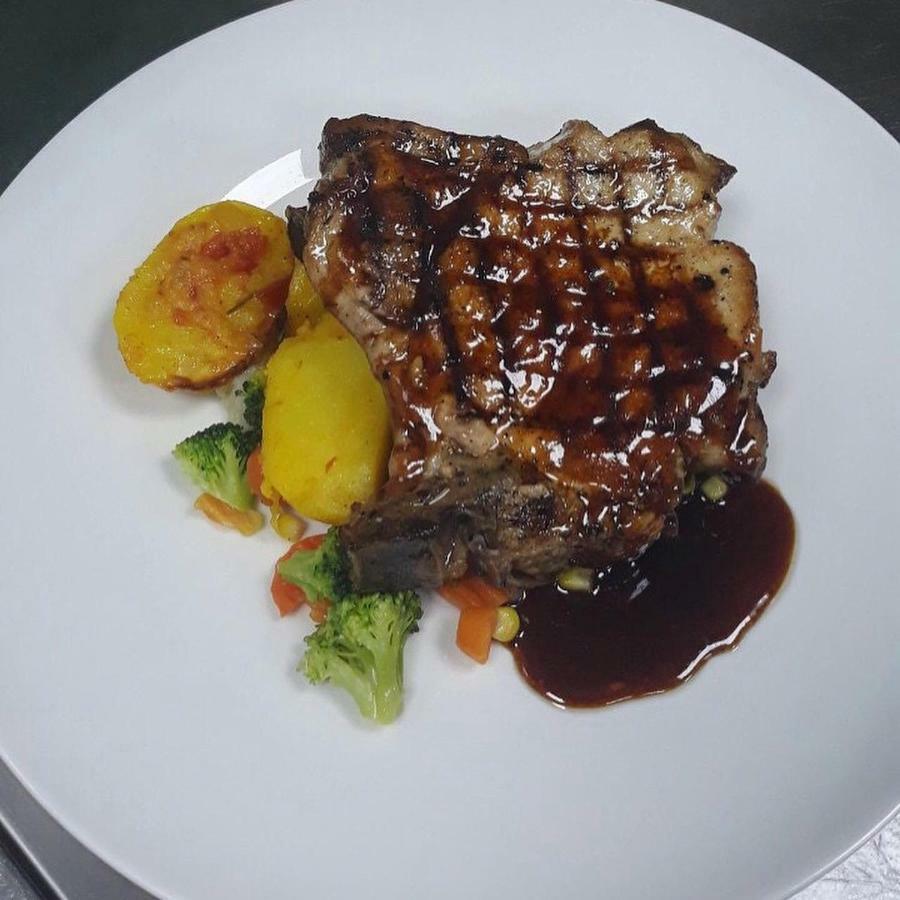 Hotel Helada 蒂瓦特 外观 照片